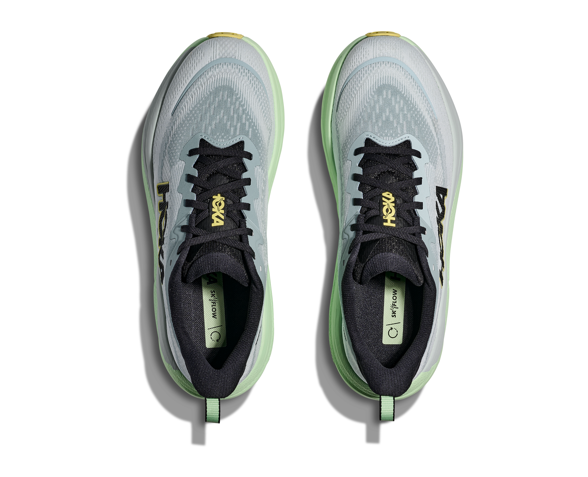 HOKA - SKYFLOW - M