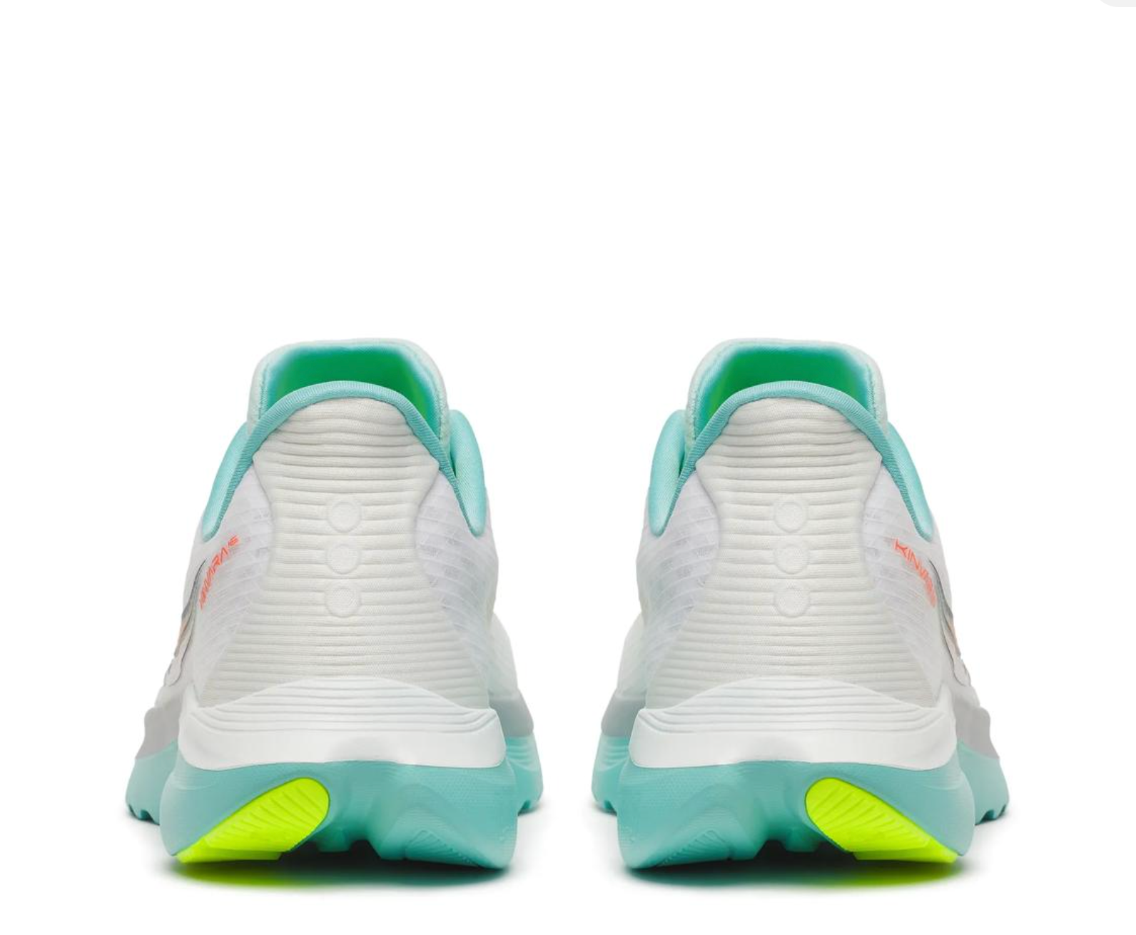 SAUCONY - KINVARA 16 - WOMEN