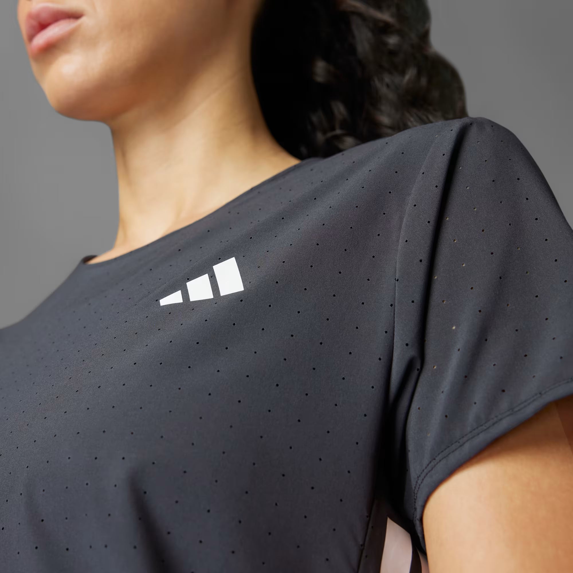 ADIDAS - T-SHIRT ADIZERO - WOMEN