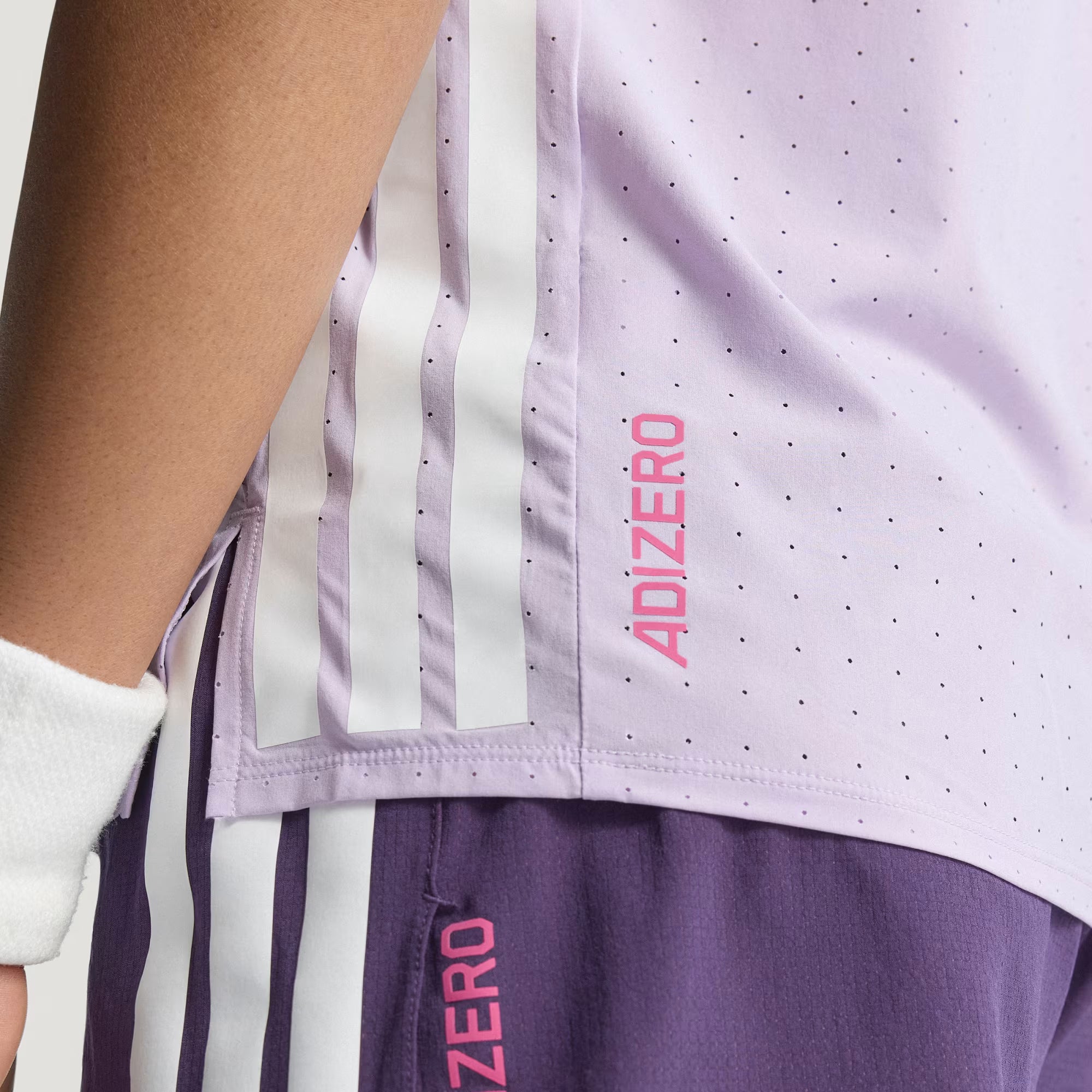 ADIDAS - T-SHIRT ADIZERO - WOMEN