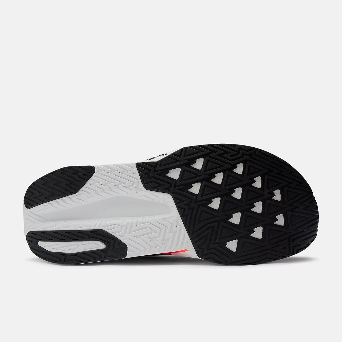 NEW BALANCE - FUELCELL REBEL V5 - M