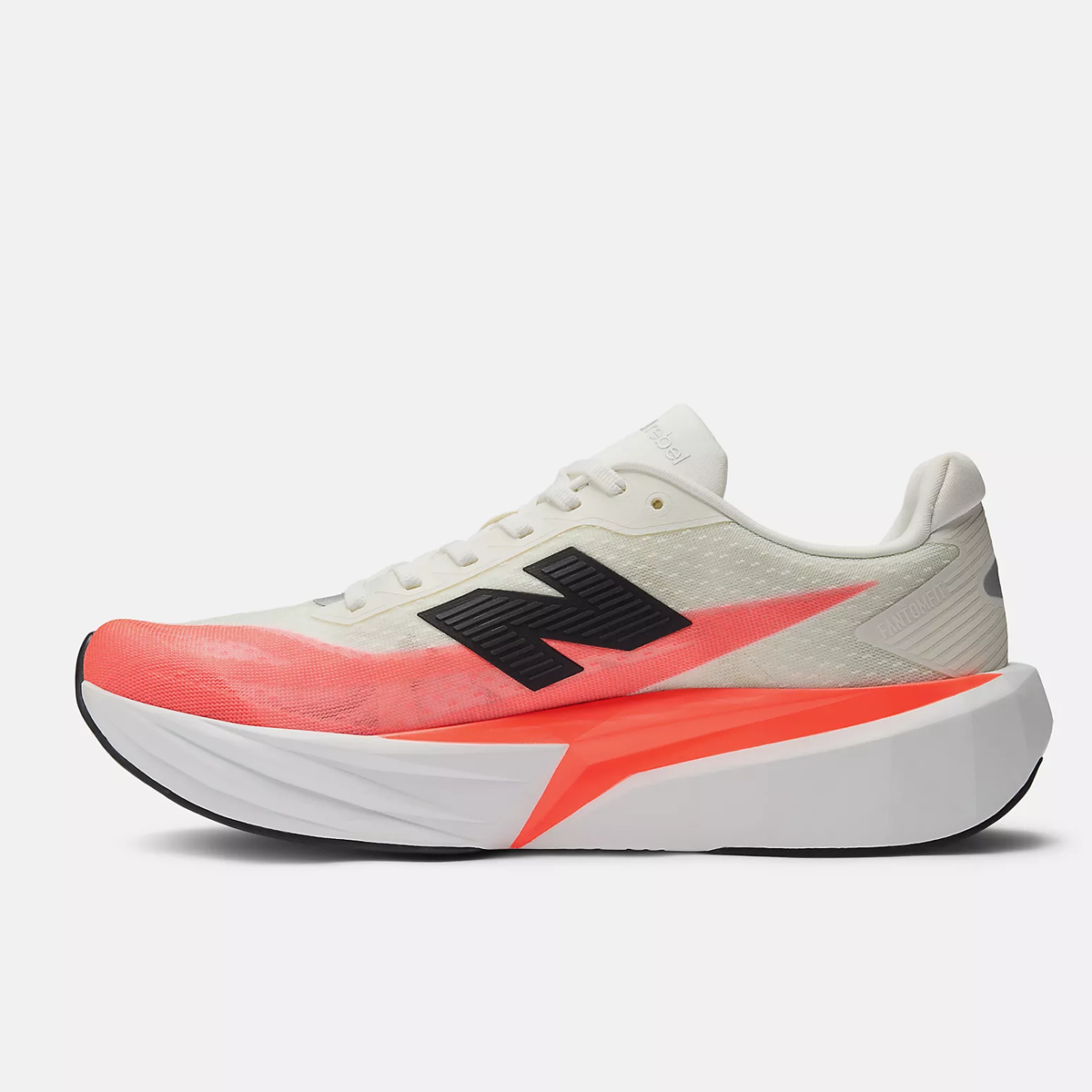 NEW BALANCE - FUELCELL REBEL V5 - M