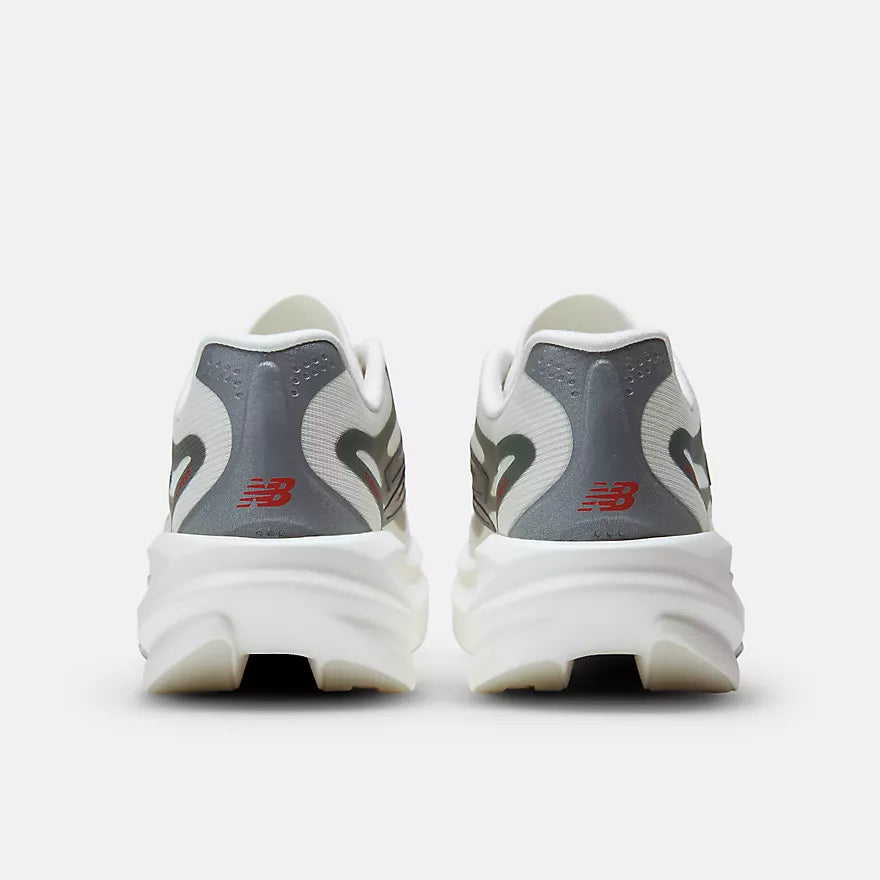 NEW BALANCE - SUPERCOMP REBEL V1 - WOMEN