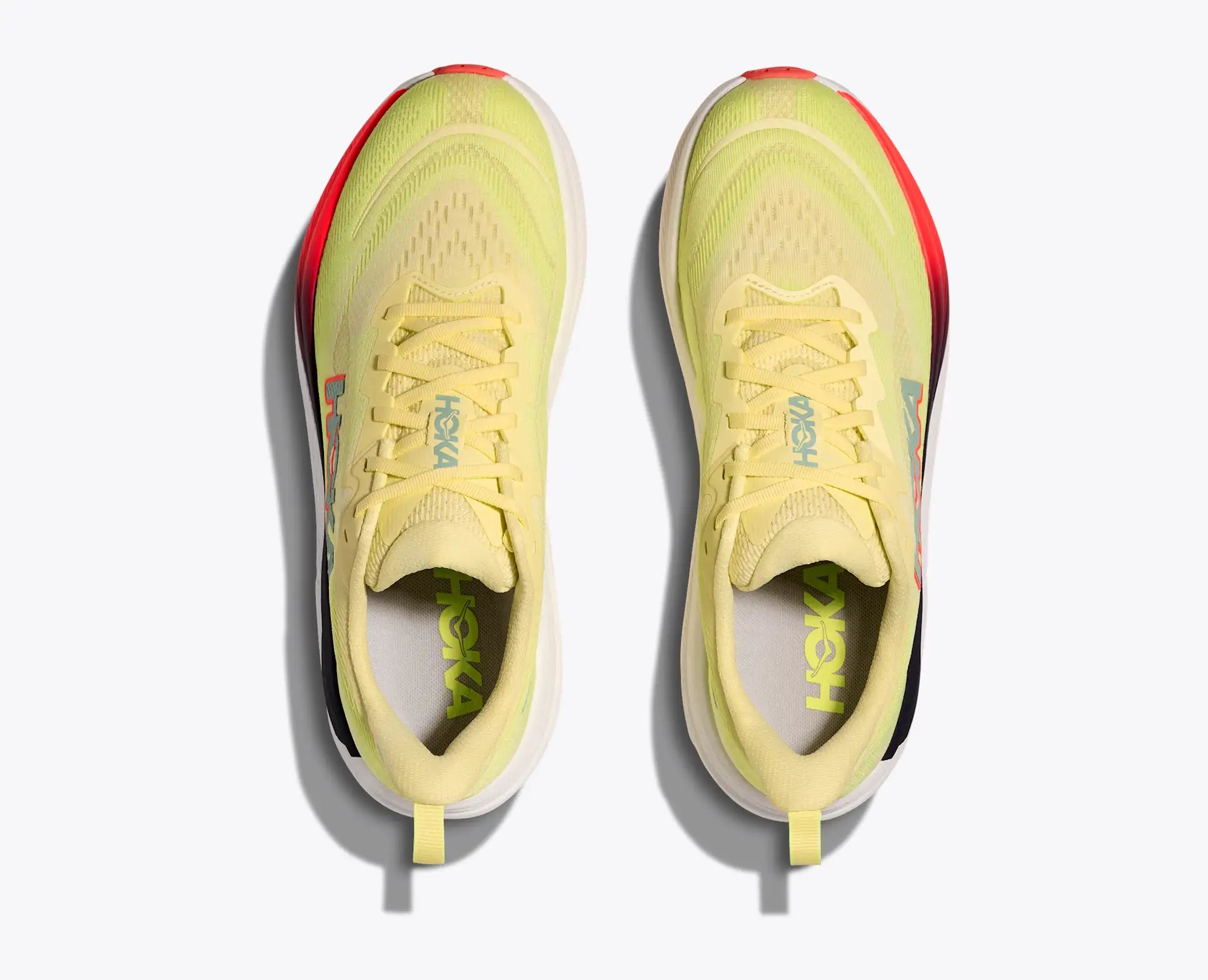 HOKA - SKYFLOW - WOMEN