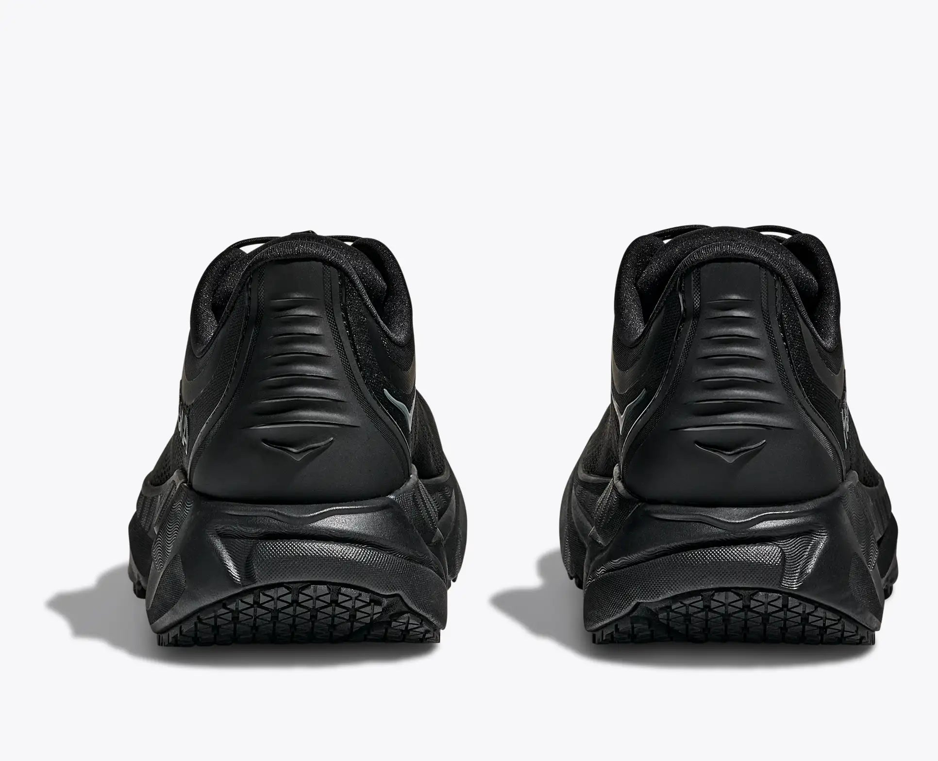 HOKA - ARAHI SR - MEN