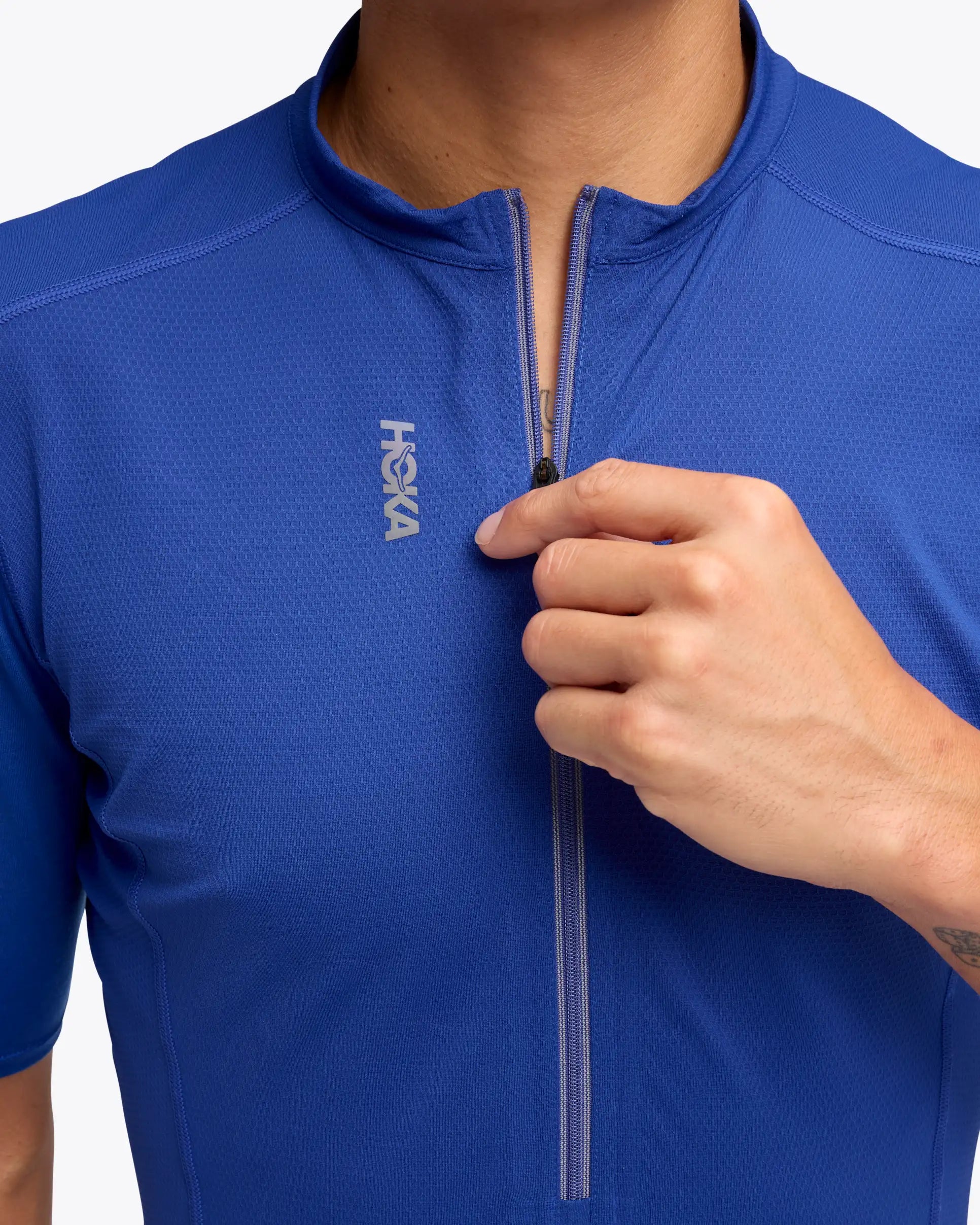 HOKA - T-SHIRT SKYBREEZE ZIP - MEN