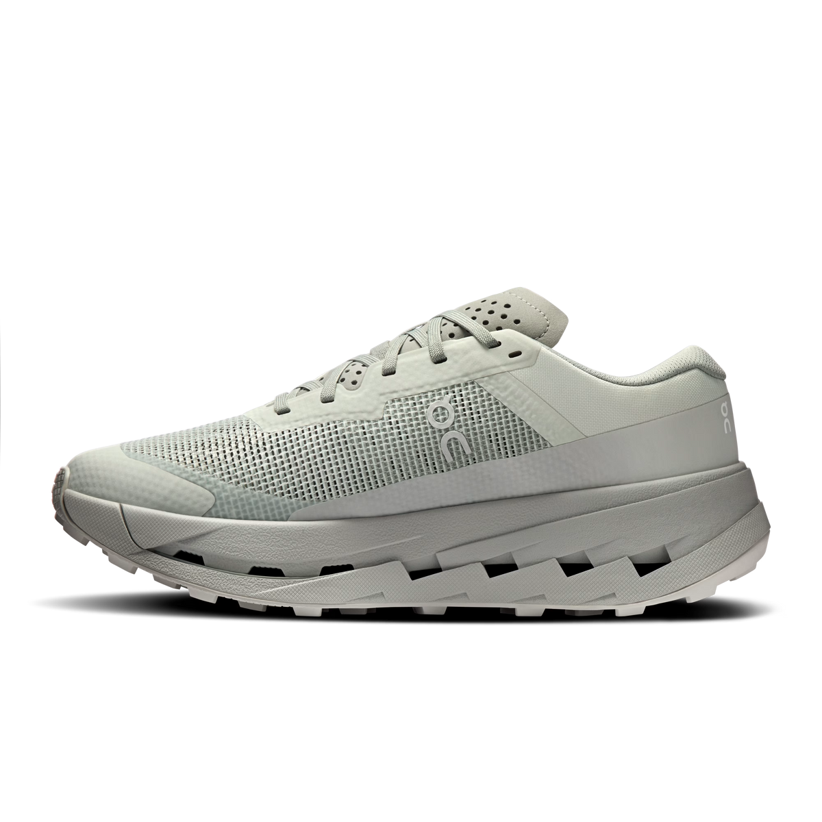 ON RUNNING - CLOUDULTRA 3 - WOMEN