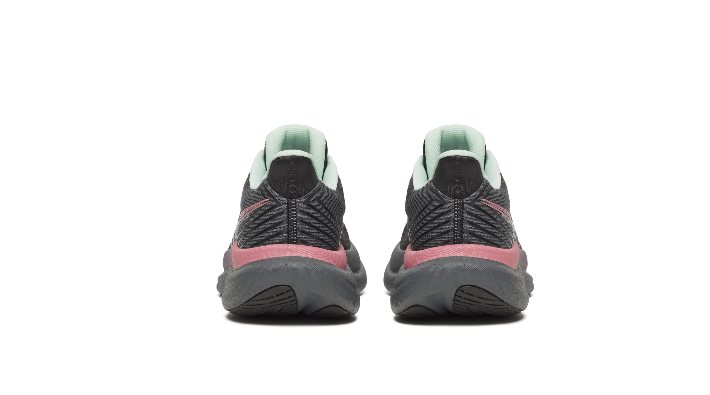 SAUCONY - TRIUMPH 23 - WOMEN