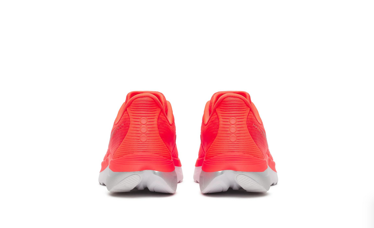 SAUCONY - KINVARA 16 - WOMEN