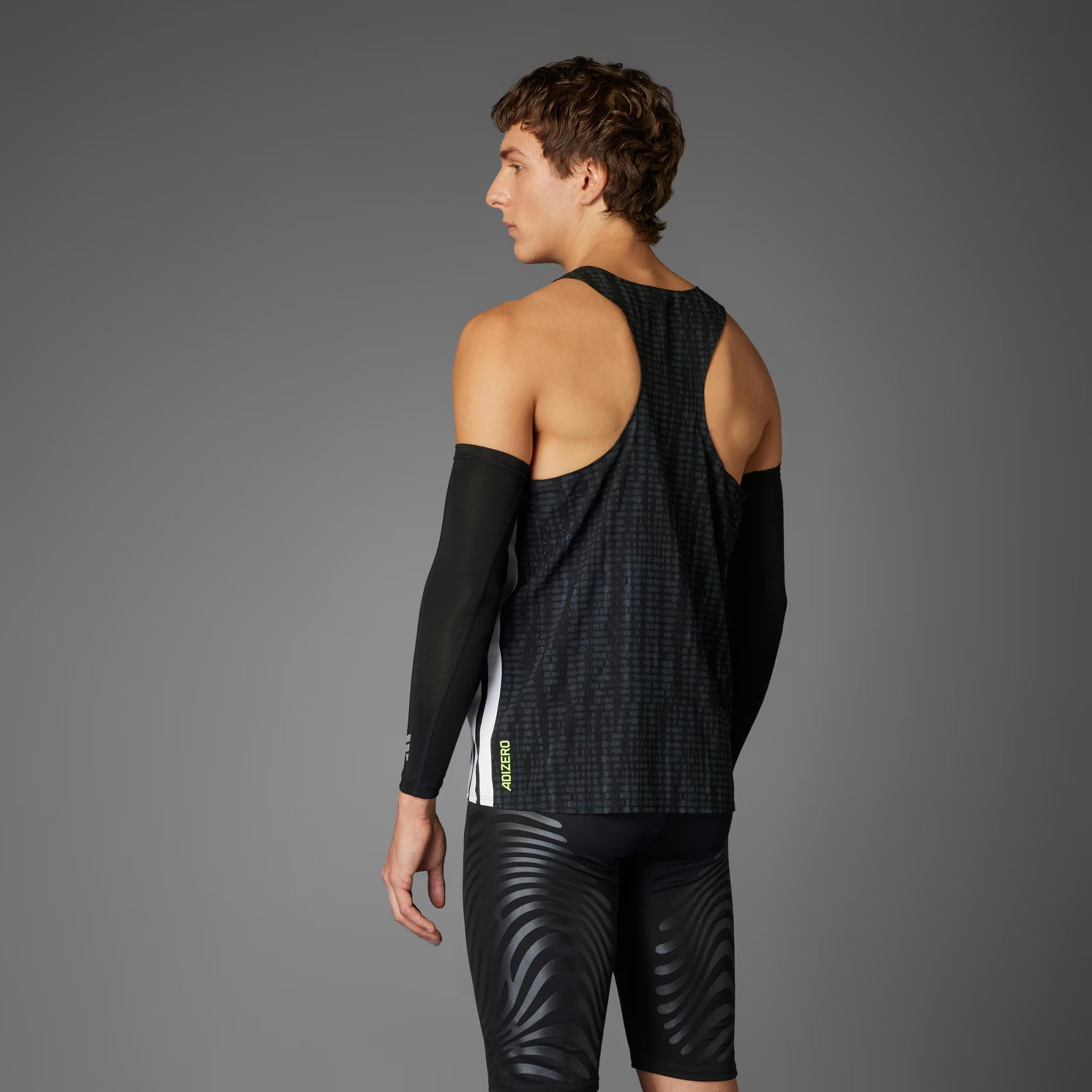 ADIDAS - DEBARDEUR ADIZERO - MEN