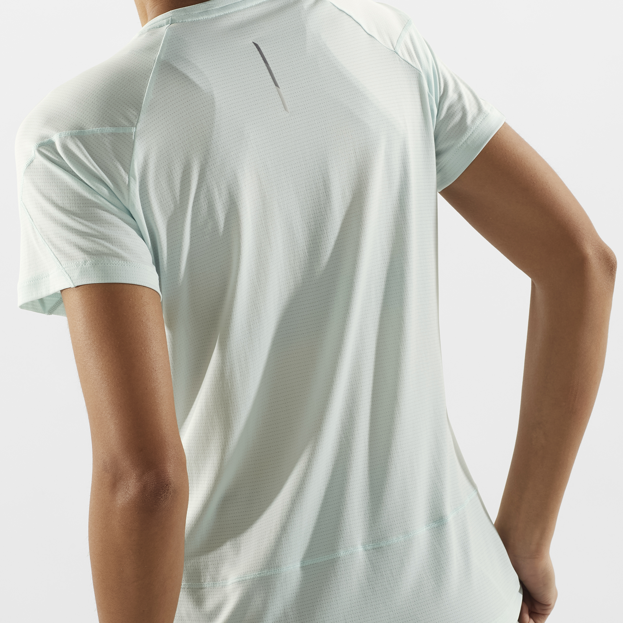 SALOMON - T-SHIRT CROSS RUN SS TEE - W