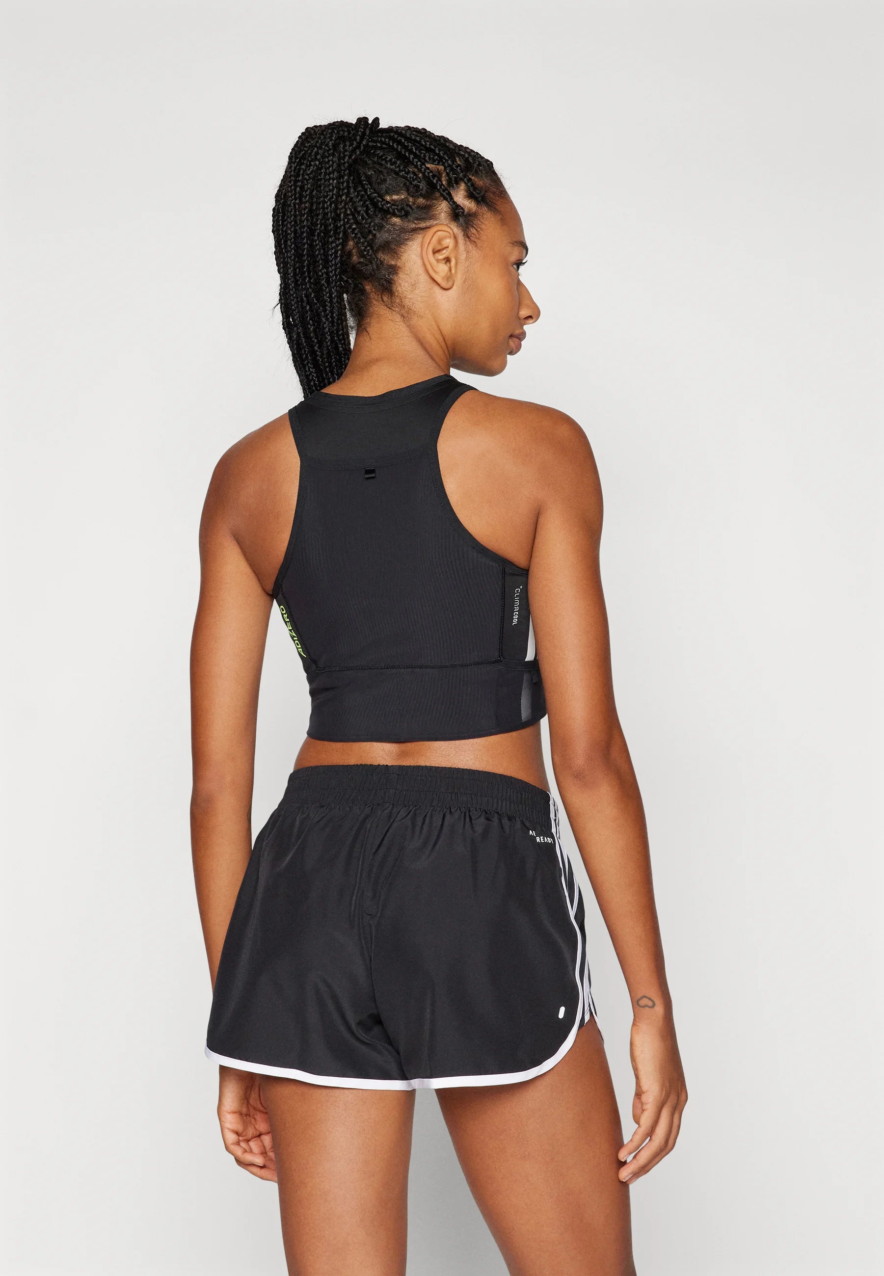 ADIDAS - ADIZERO CROP - W