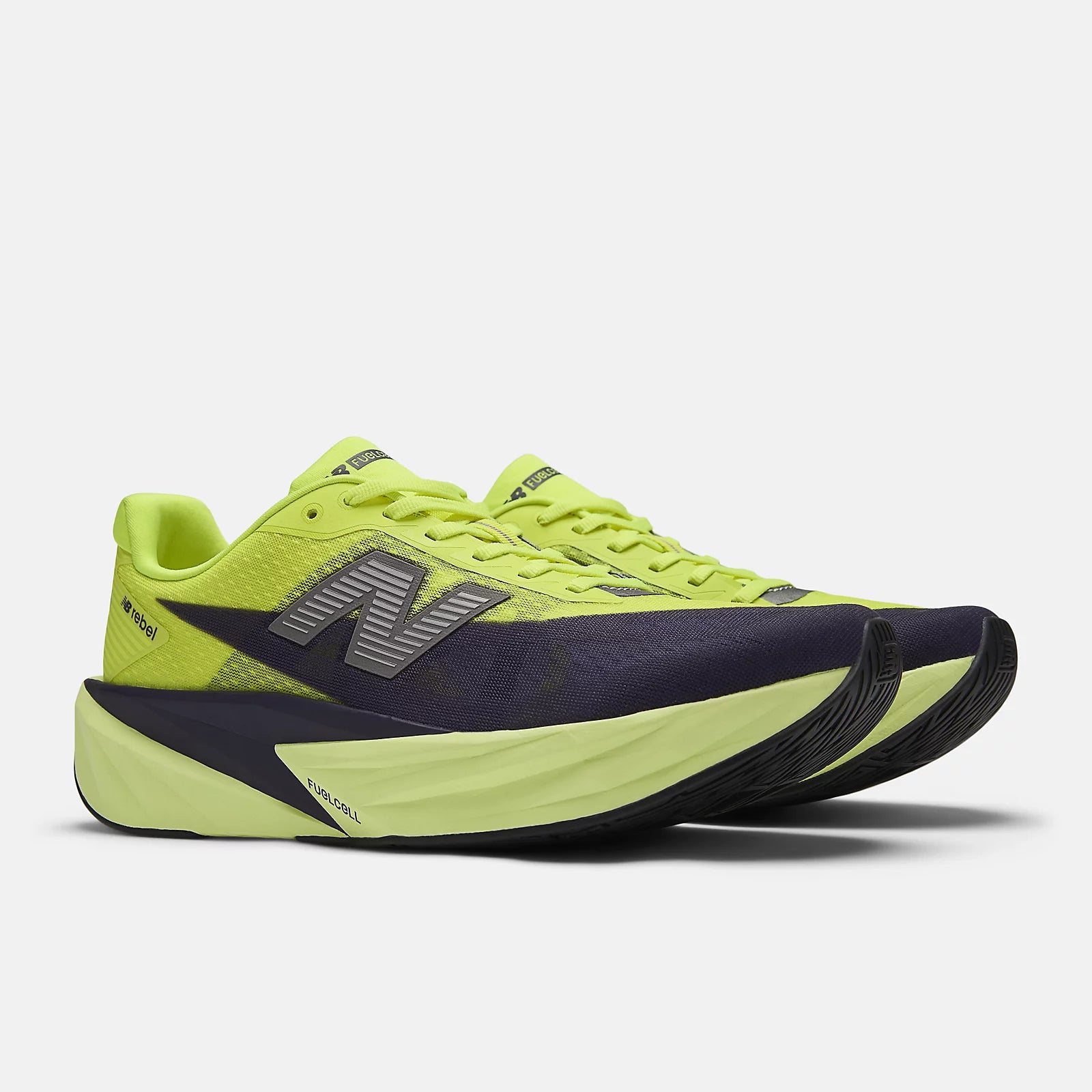 NEW BALANCE - FUELCELL REBEL V5 - M