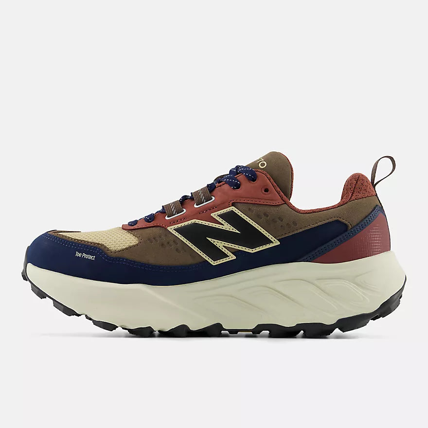 NEW BALANCE -  HIERRO TREK V9 - MEN