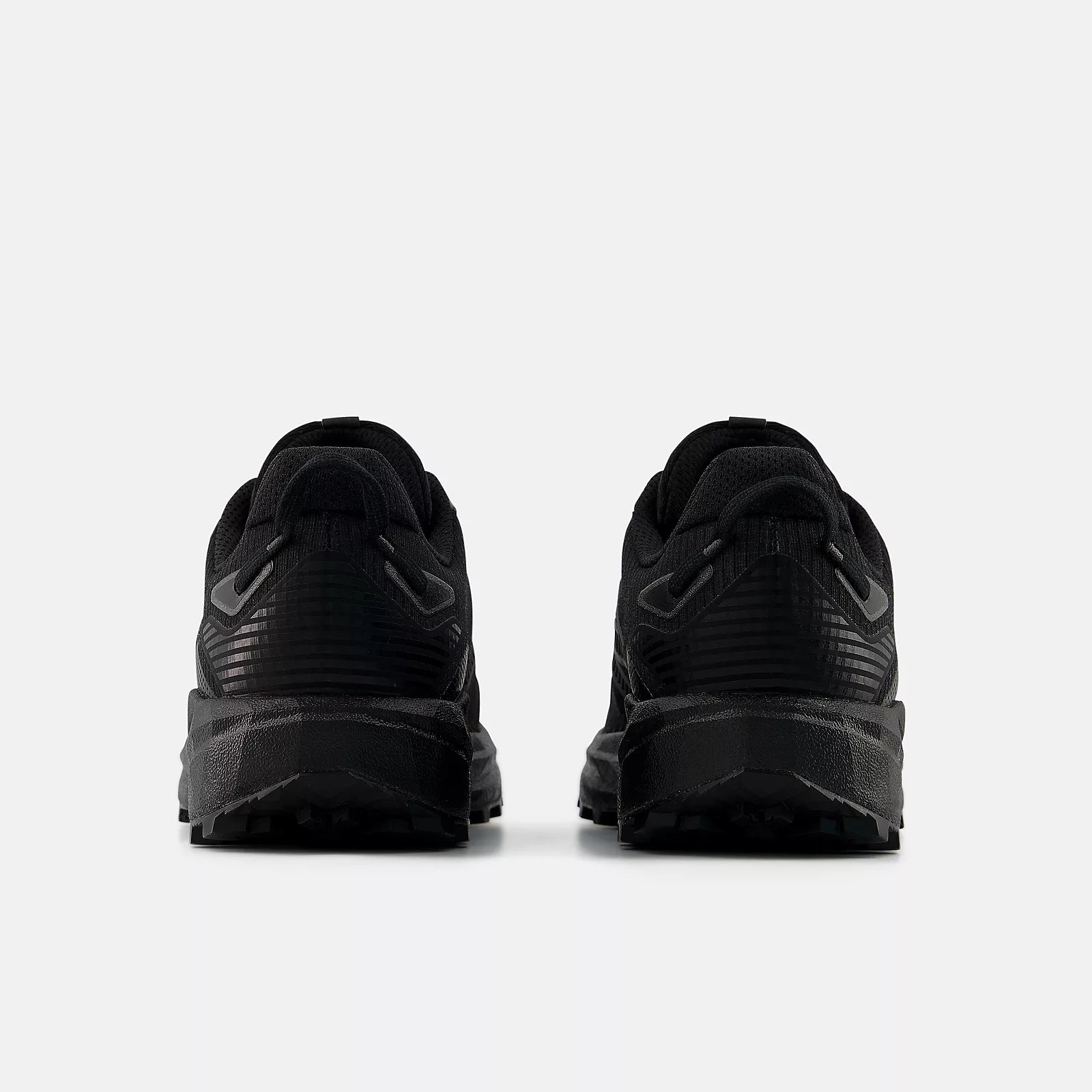 NEW BALANCE - REBEL TRAIL V1 - M