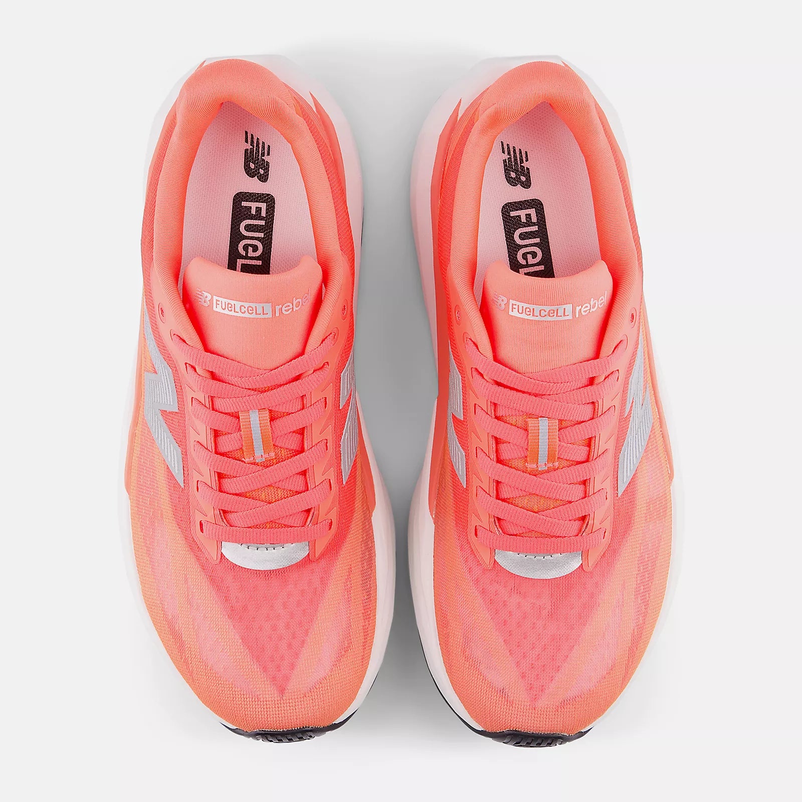 NEW BALANCE - FUELCELL REBEL V5 - W